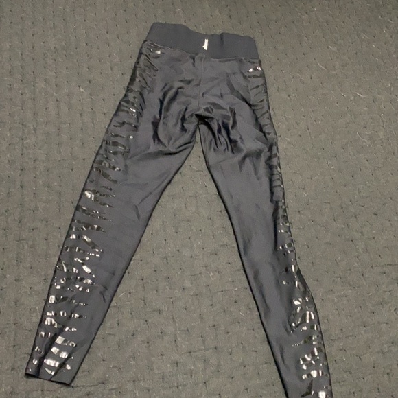 Ultracor Leggings - Picture 2 of 2